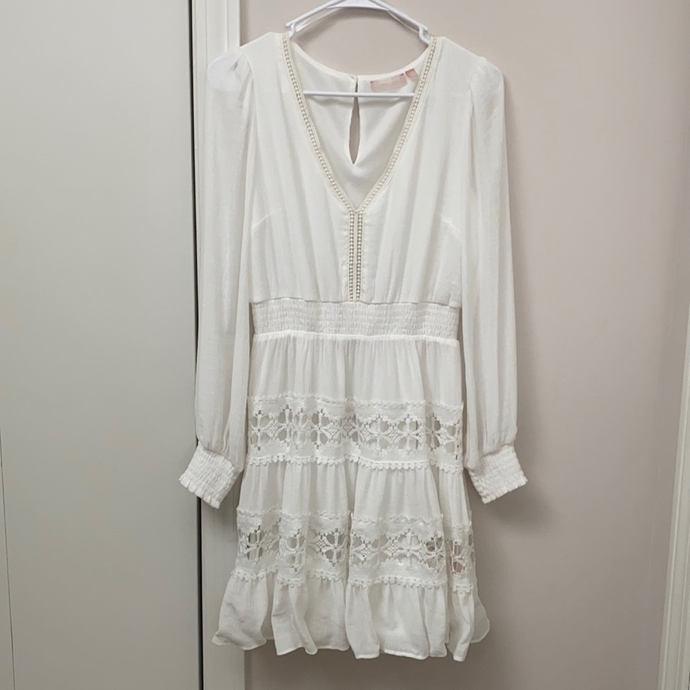 White long sleeve dress